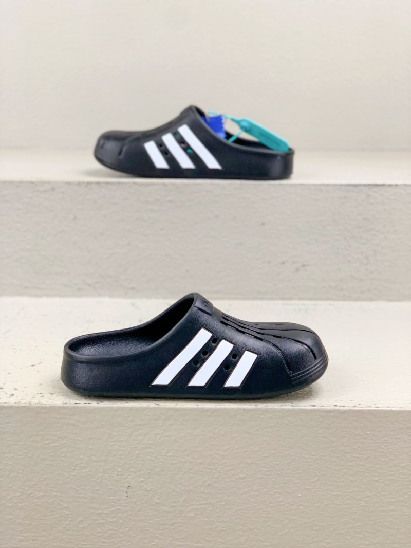 Adidas slippers